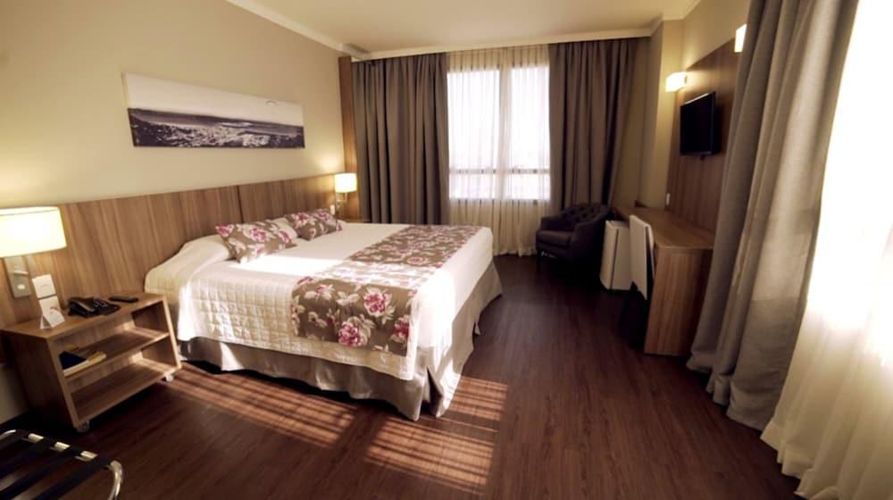 Kennedy Executive Hotel Сао Жозе Екстериор снимка