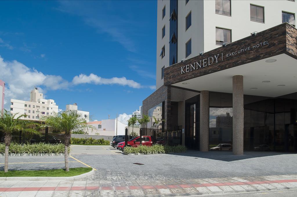 Kennedy Executive Hotel Сао Жозе Екстериор снимка